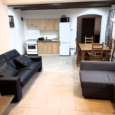 Maly Princ アパート ボイニツェ