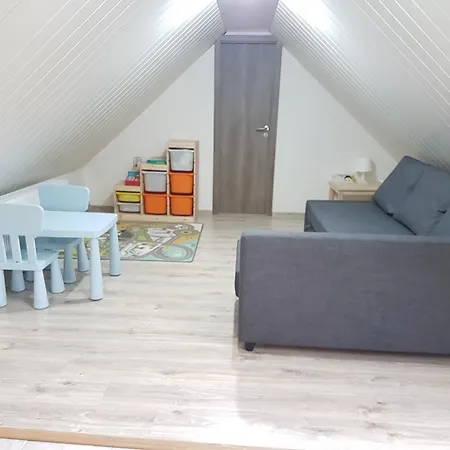 アパート Maly Princ ボイニツェ