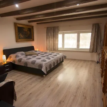 Maly Princ アパート ボイニツェ